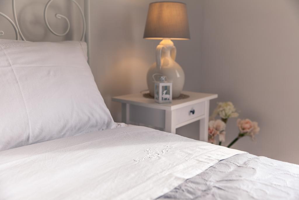 לוקורוטונדו Marinella Suite Home חדר תמונה