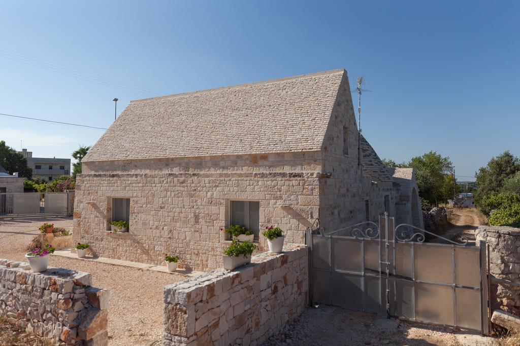 לוקורוטונדו Marinella Suite Home מראה חיצוני תמונה