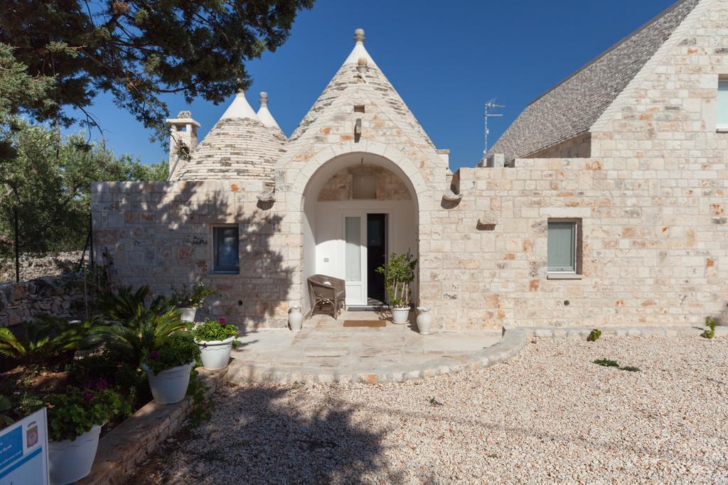 לוקורוטונדו Marinella Suite Home מראה חיצוני תמונה